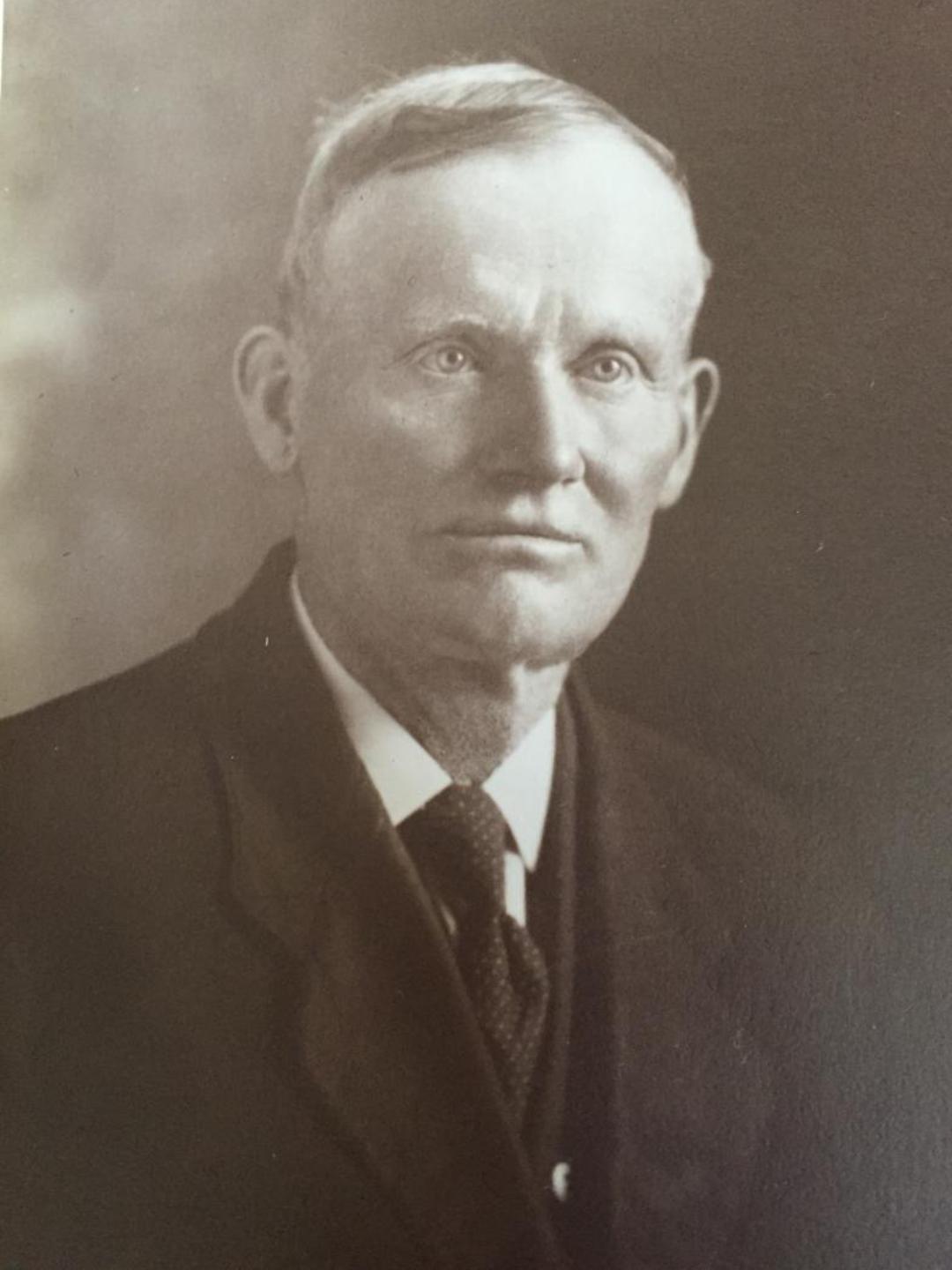 Jens Nicolai Nielson (1856 - 1931) Profile